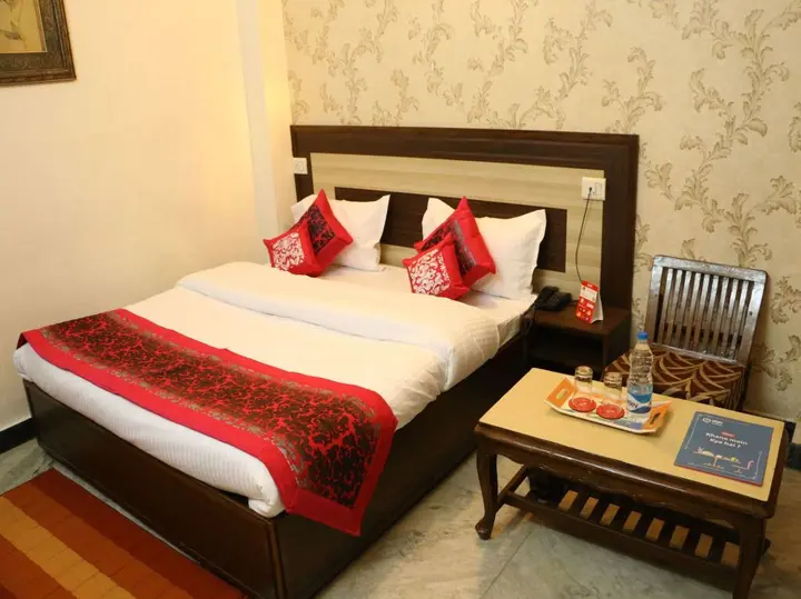 Лудхиана: Hotel Atithi