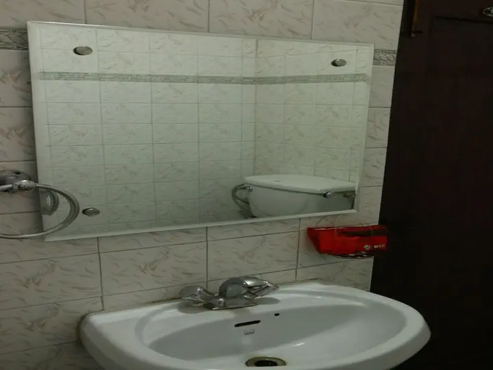 Лудхиана: Hotel Atithi