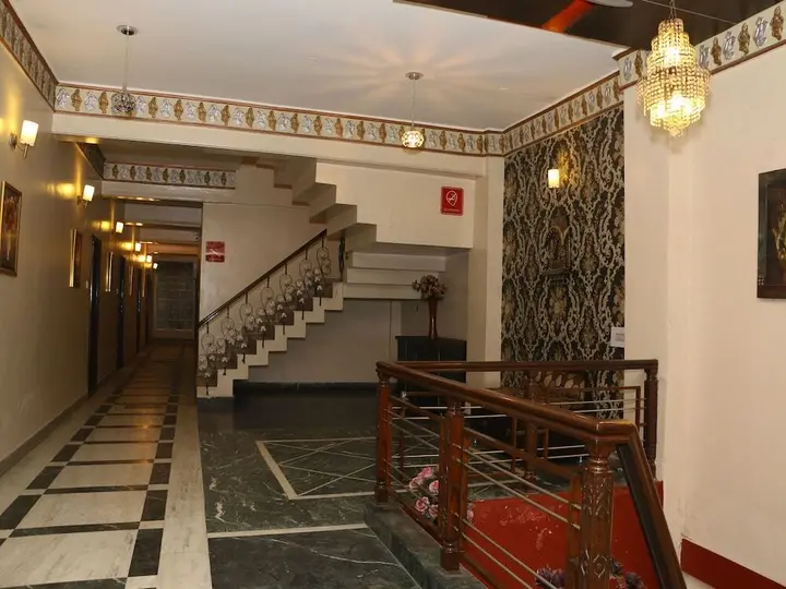 Лудхиана: Hotel Atithi