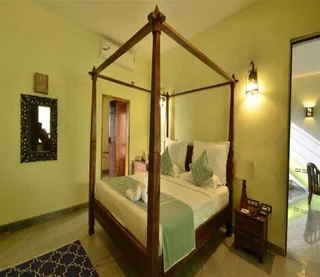 Хоспет: Heritage Resort Hampii