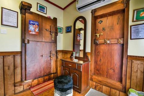 Аллеппи: Antonys Eco Houseboat Hostel