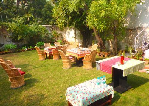 Агра: The Coral Tree Homestay