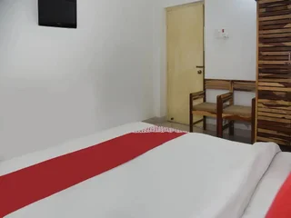 Патна: Hotel Laavish