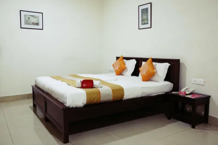 Пуна: Hotel Ketan