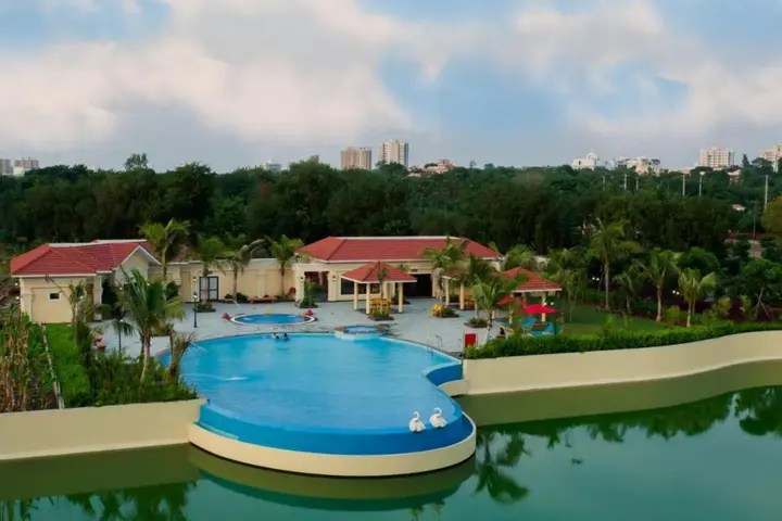 Раджкот: Regency Lagoon Resort