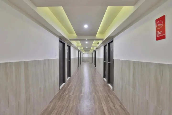 Раджкот: Hotel Nova Cross Road
