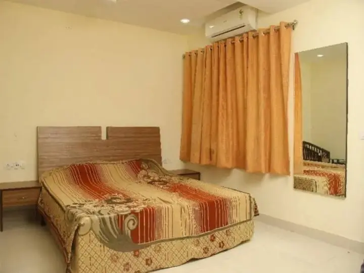 Лудхиана: Hotel Skippers Inn