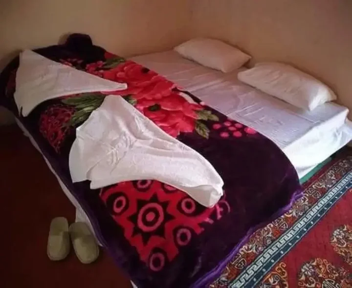 Спангмик: Camp Redstart