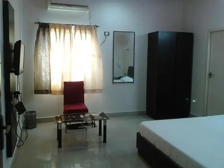 Неллор: Hotel Krishnapatnam Grand Inn