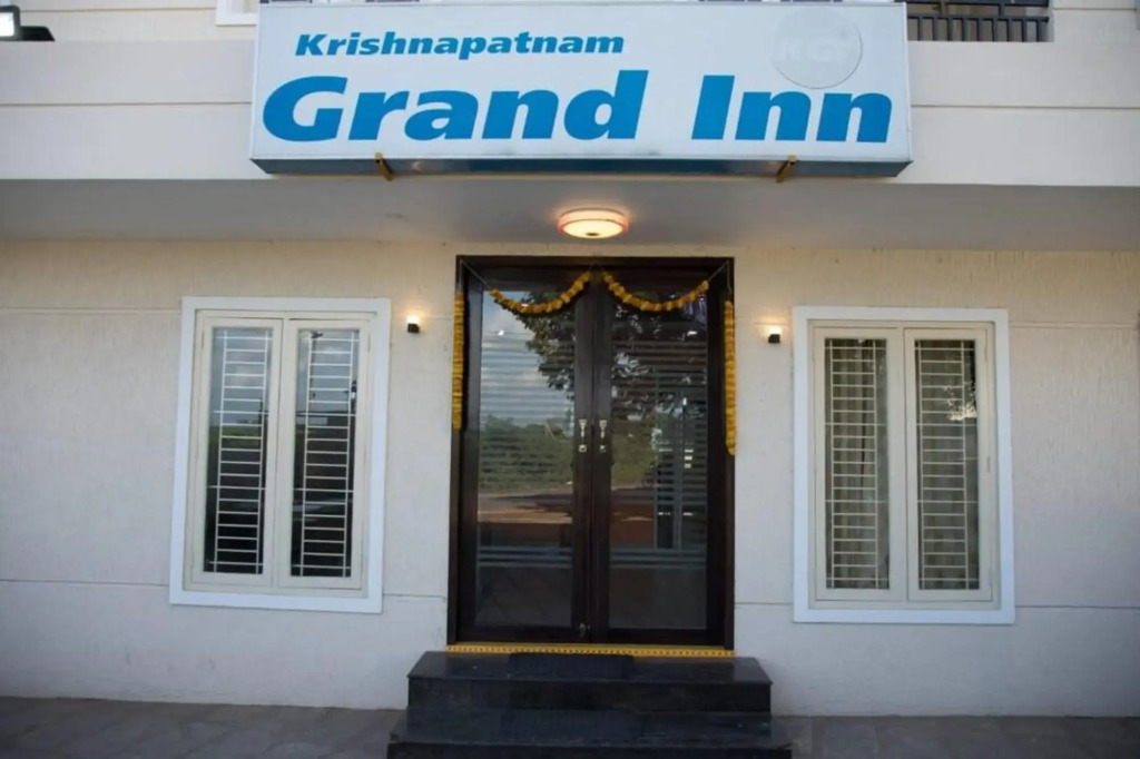 Неллор: Hotel Krishnapatnam Grand Inn