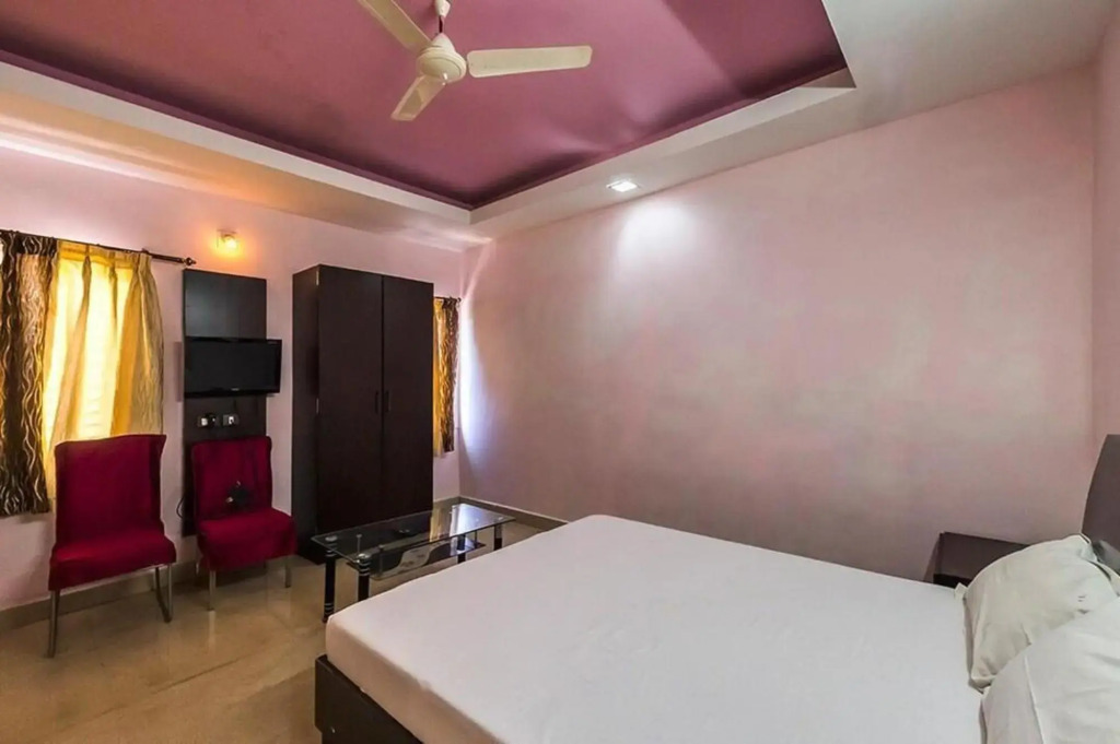 Неллор: Hotel Krishnapatnam Grand Inn