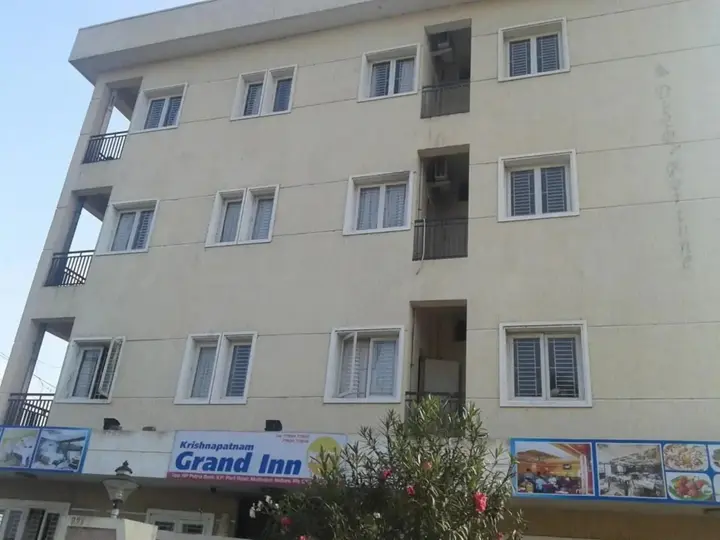 Неллор: Hotel Krishnapatnam Grand Inn