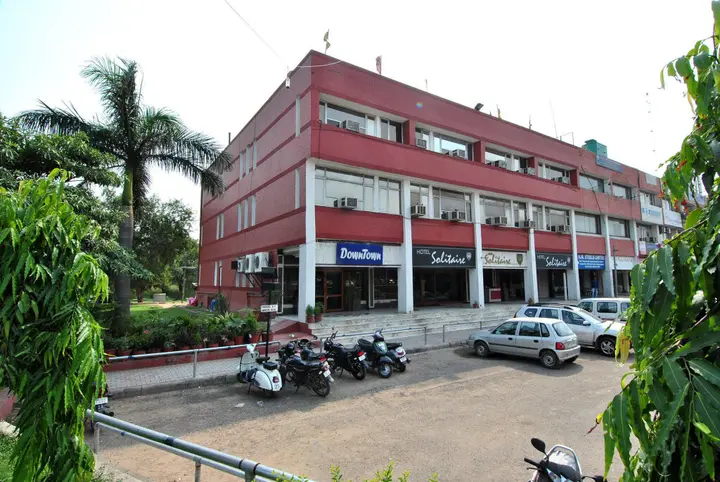 Чандигарх: Hotel Solitaire Chandigarh
