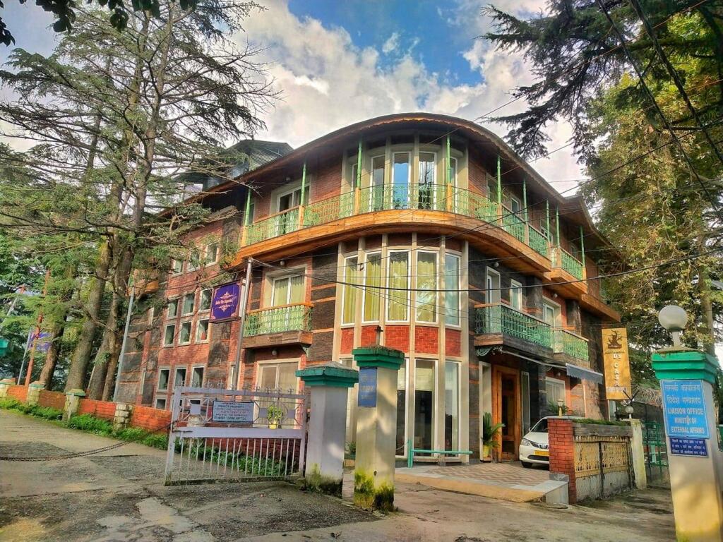 carousel image 0