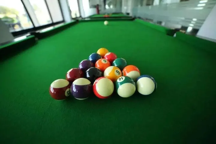 Гандхинагар: Malhaar Resorts
