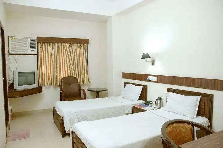 Джорхат: Hotel Little Palace