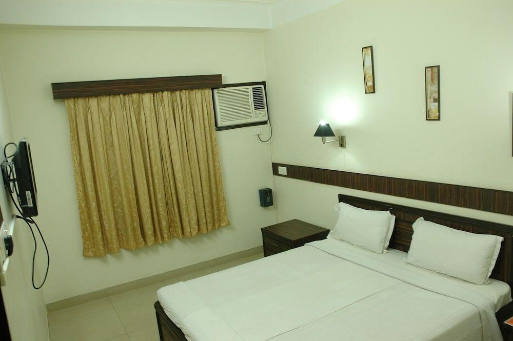 Джорхат: Hotel Little Palace