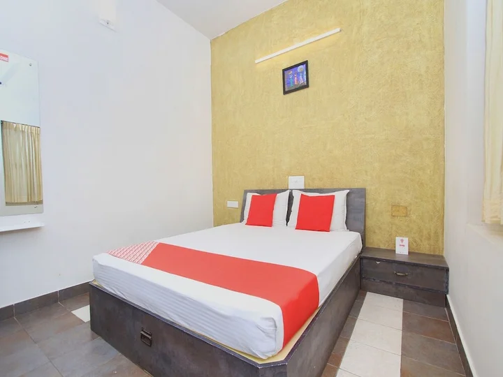 Коимбатур: Hotel Sapthagiri Nest