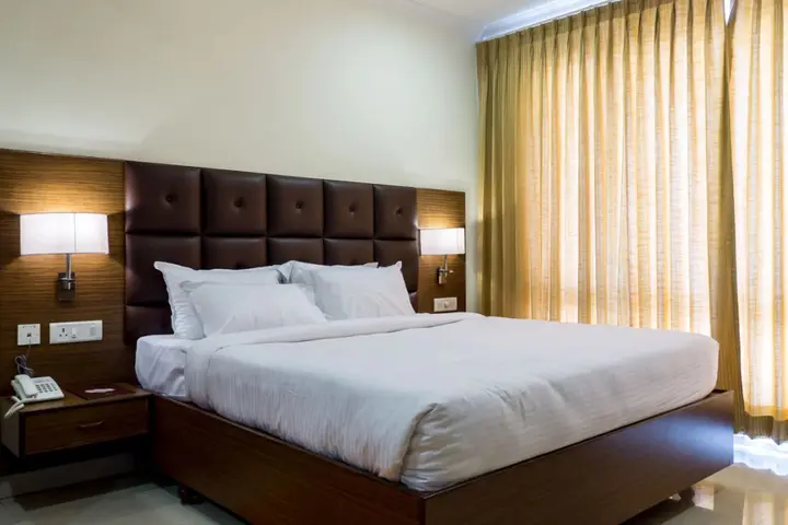 Секундерабад: Hotel Saptagiri