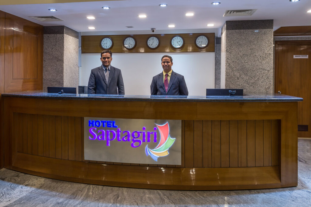 Секундерабад: Hotel Saptagiri