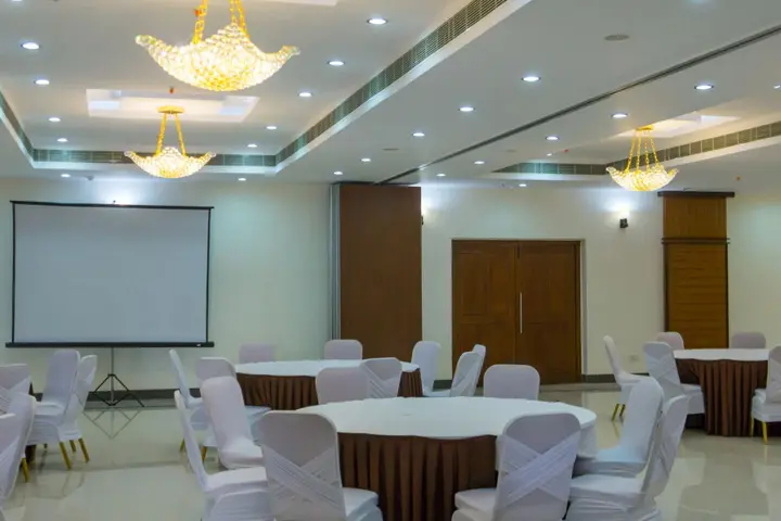 Секундерабад: Hotel Saptagiri
