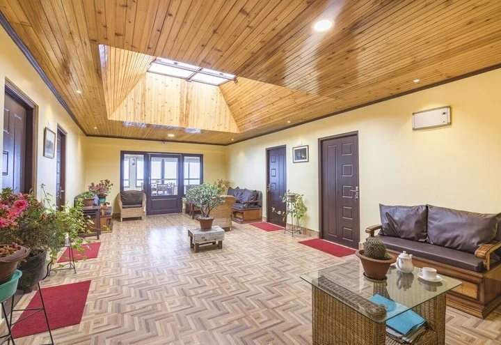 Дарджилинг: OYO 4305 Yang's Inn