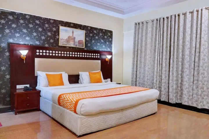 Бангалор: OYO 10437 Hotel Hibiscus INN