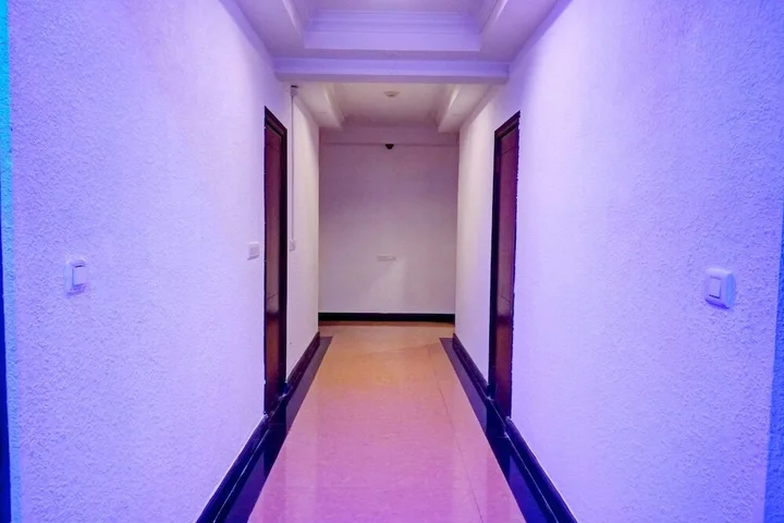 Бангалор: OYO 10437 Hotel Hibiscus INN