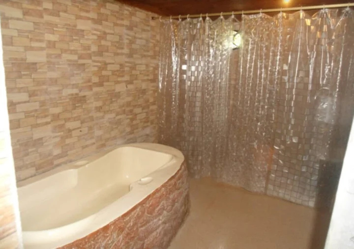 Тезпур: The Green Village Resort