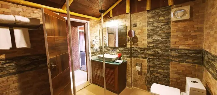 Тезпур: The Green Village Resort