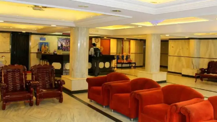 Hotel Yasodha Towers — фото 1
