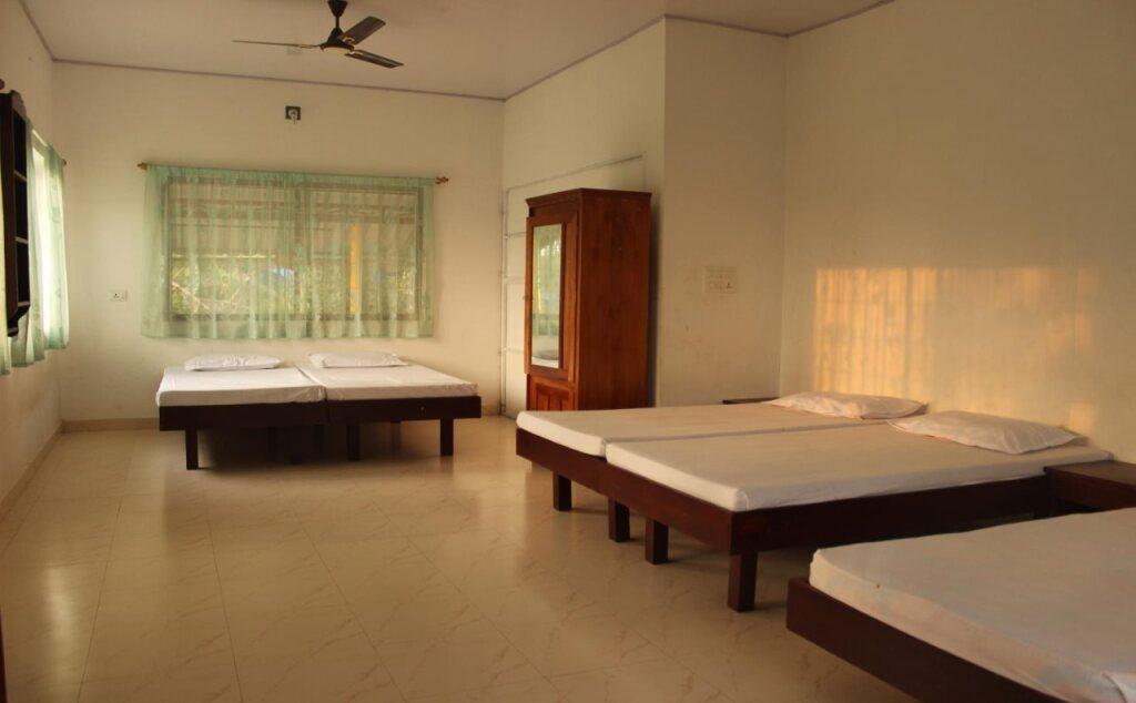 Вайтери: Globe Trotting Holidays Inn