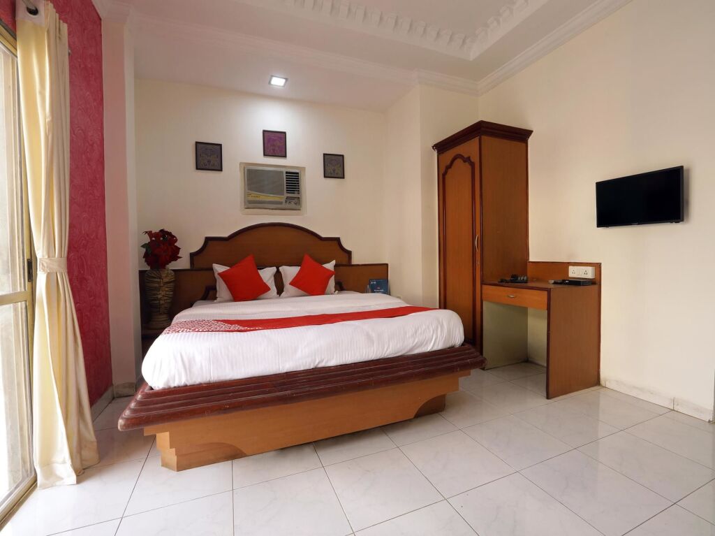 Аурангабад: OYO Flagship 12049 Hotel Ravi Kiran Executive