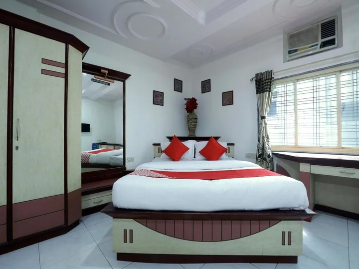 Аурангабад: OYO Flagship 12049 Hotel Ravi Kiran Executive
