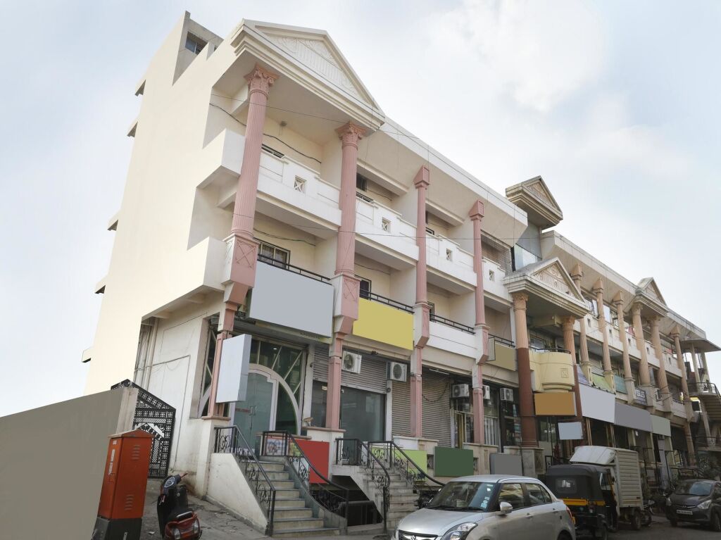 Аурангабад: OYO Flagship 12049 Hotel Ravi Kiran Executive