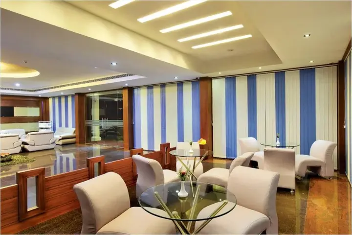 Атирапалли: Hotel Vkj International