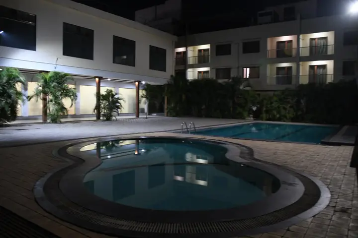 Ширди: Hotel Pushpak Resort