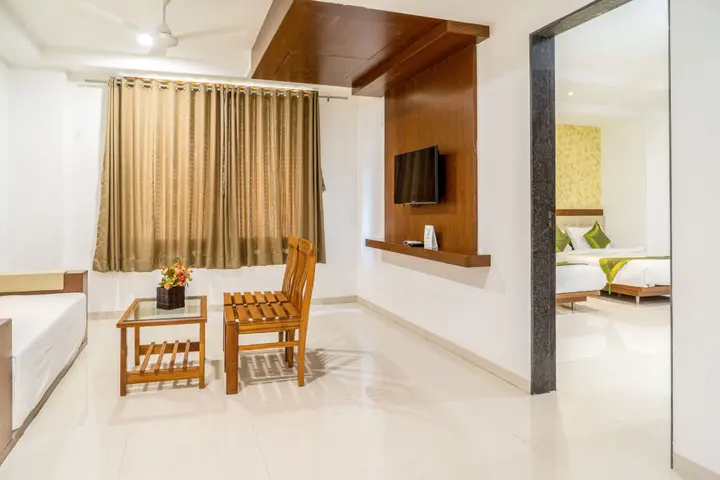 Ширди: Hotel Pushpak Resort