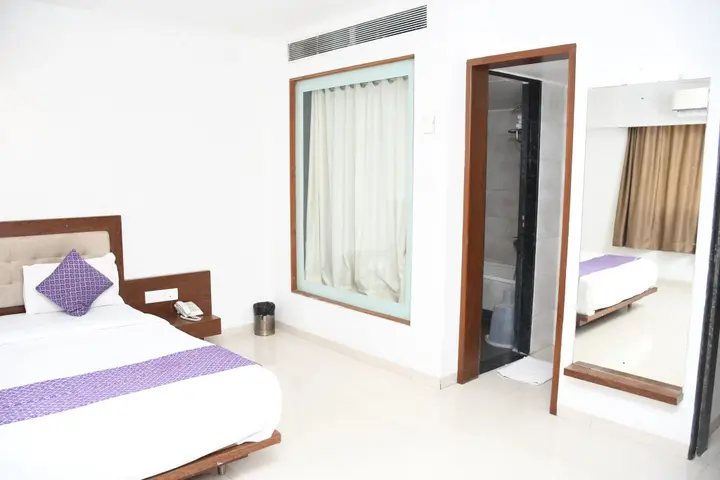 Ширди: Hotel Pushpak Resort