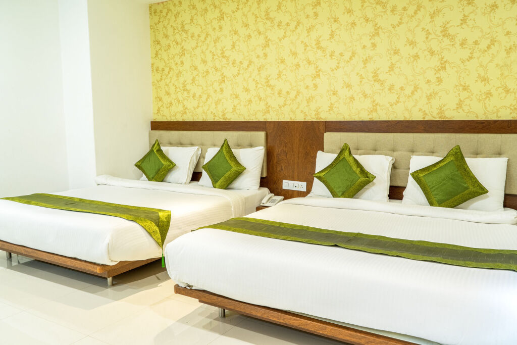 Ширди: Hotel Pushpak Resort