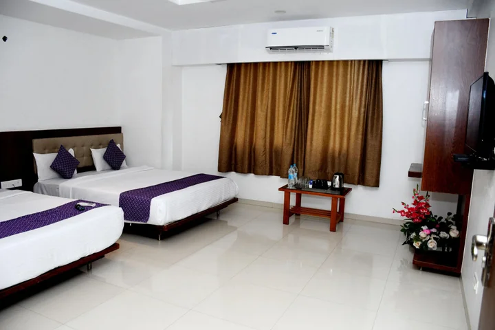 Ширди: Hotel Pushpak Resort