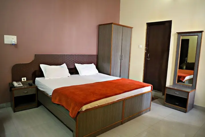 Кота: Exotika Express Resort