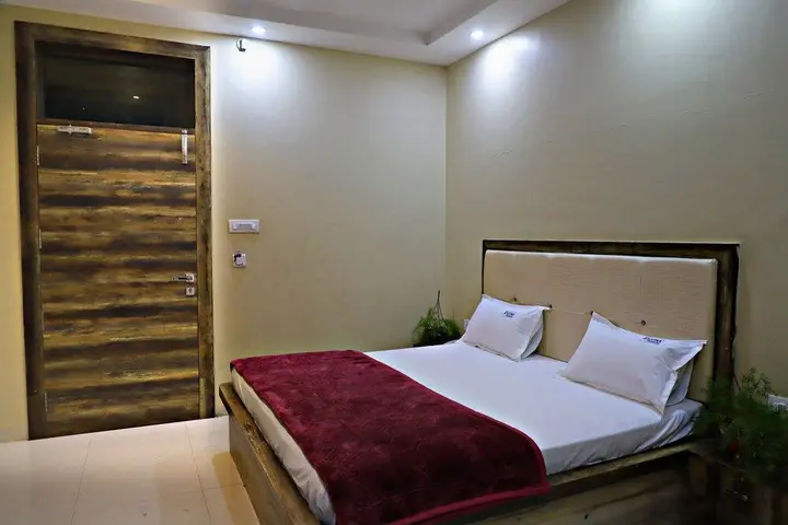 Кота: Exotika Express Resort