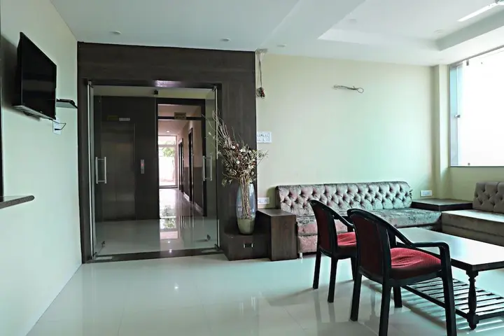 Кота: Exotika Express Resort