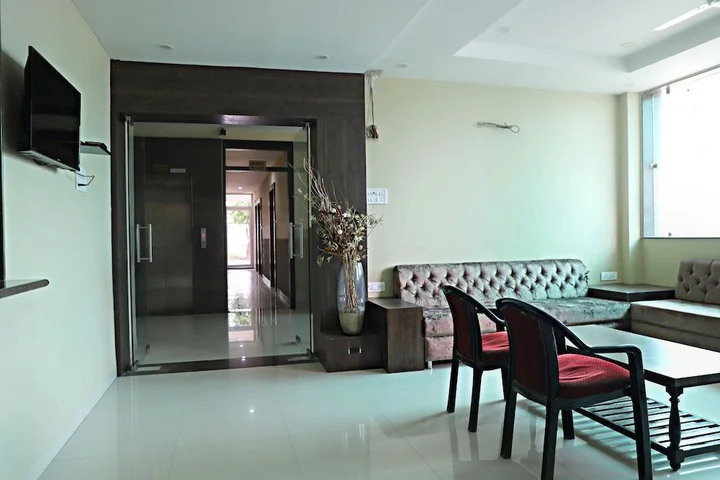 Кота: Exotika Express Resort