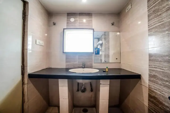 Хидерабад: OYO 6648 Hotel Royal Residency
