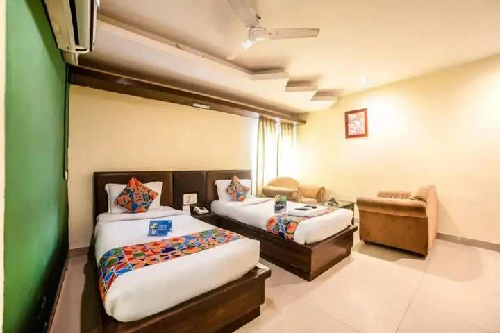 Хидерабад: OYO 6648 Hotel Royal Residency