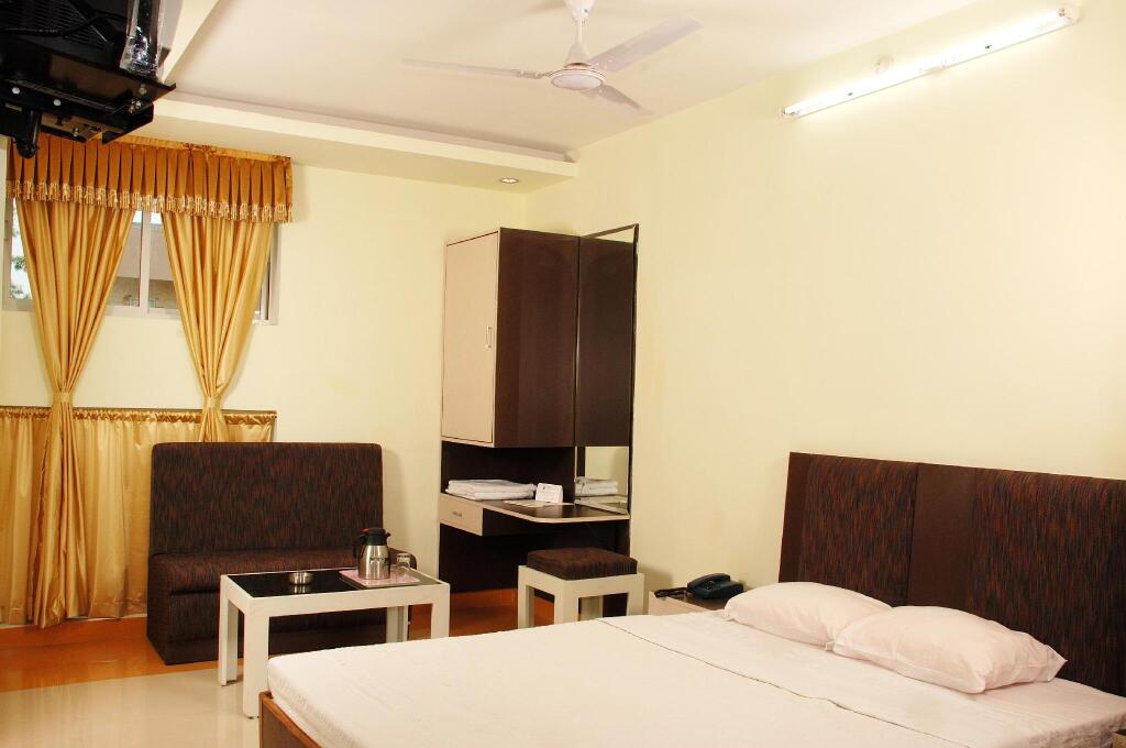 Хидерабад: Hotel New Sree Krishna Residency