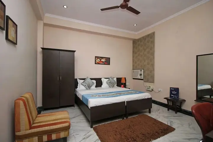 Гуруграм: OYO 439 Hotel Queens Inn