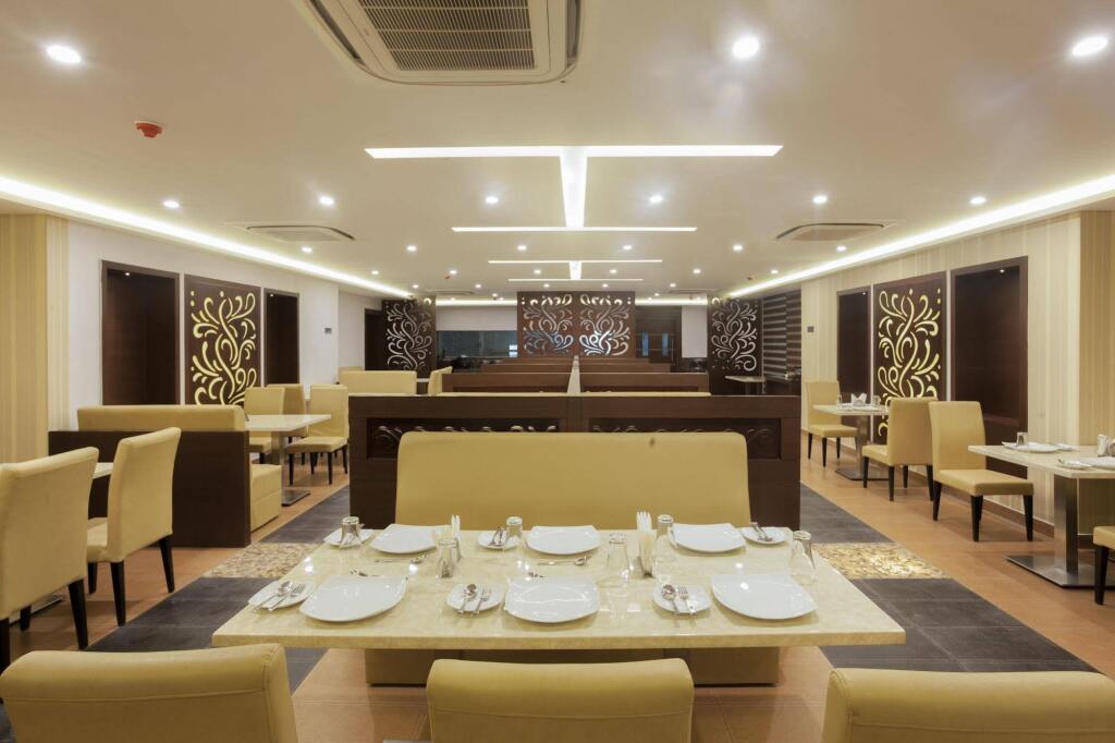 Hotel Himalayaa — фото 1